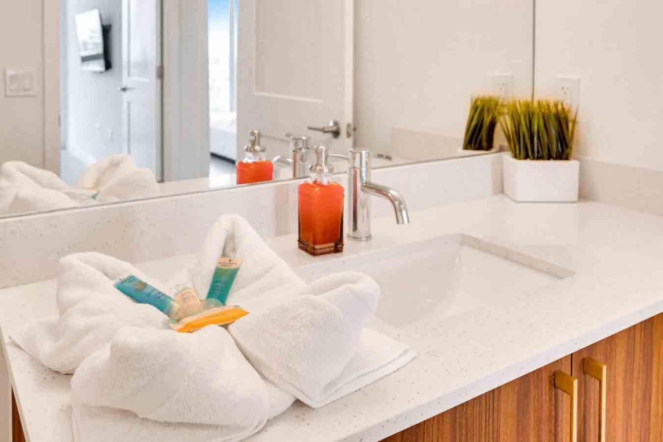Amazing 3 Bed Unit In Dwntwn Miami With Free Parking Apartment Екстериор снимка